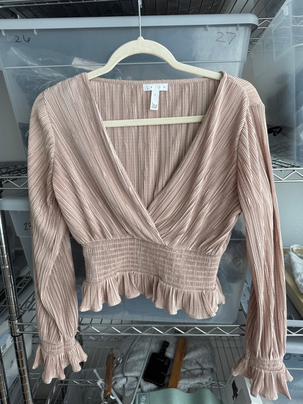 Leith Pleated V-Neck Blouse in Blush